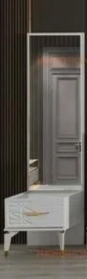 Laleli Beyaz Boy Aynası