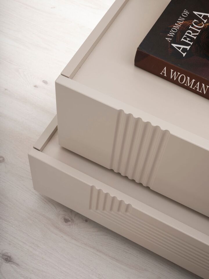 Şehzade Kumbeji 2 Çekmeceli Panolu 1 Adet Emir Komidin