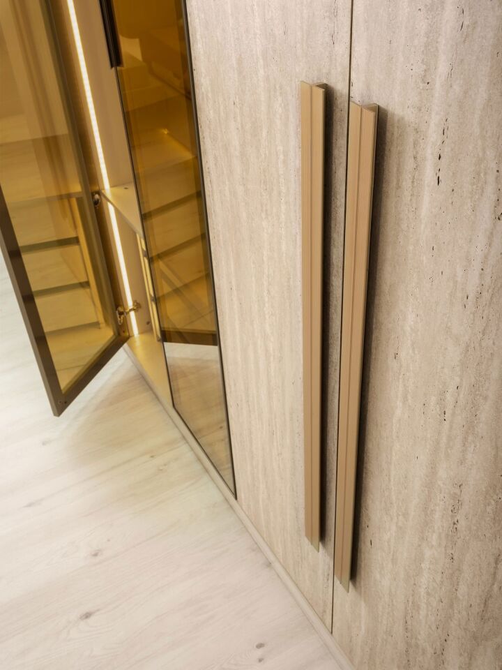 Şehzade KumBeji Aynalı 6 Kapılı Kapadokya Dolap