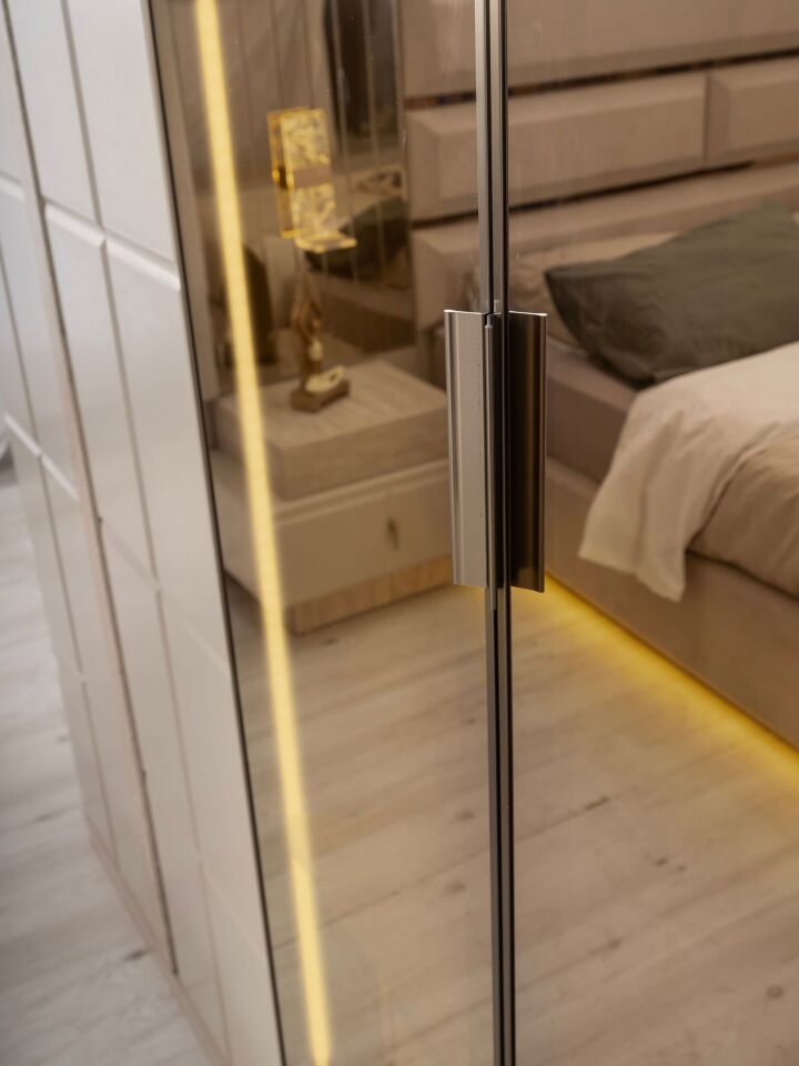 Şehzade KumBeji Aynalı 6 Kapılı Petra Dolap