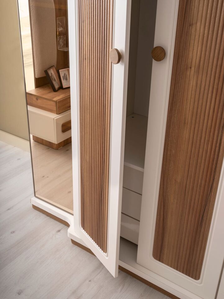 Şehzade Aytaşı - Ceviz Aynalı 6 Kapılı Kubbe Dolap