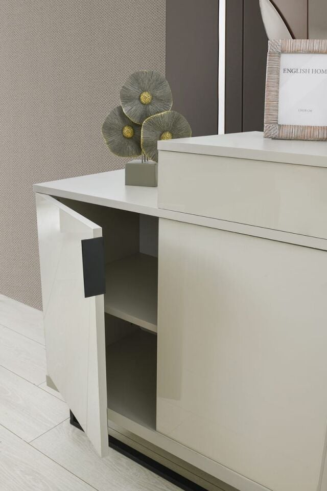 Şehzade KumBeji 2 Kapılı 1 Çekmeceli Aynalı Aden Şifonyer