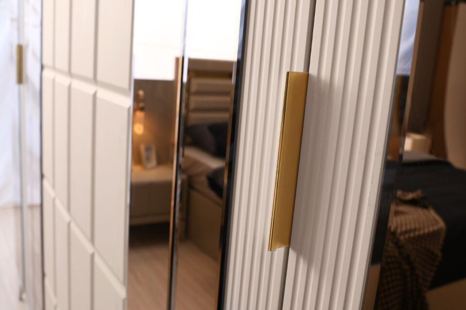 Şehzade Kumbeji 6 Kapılı Berlin Dolap