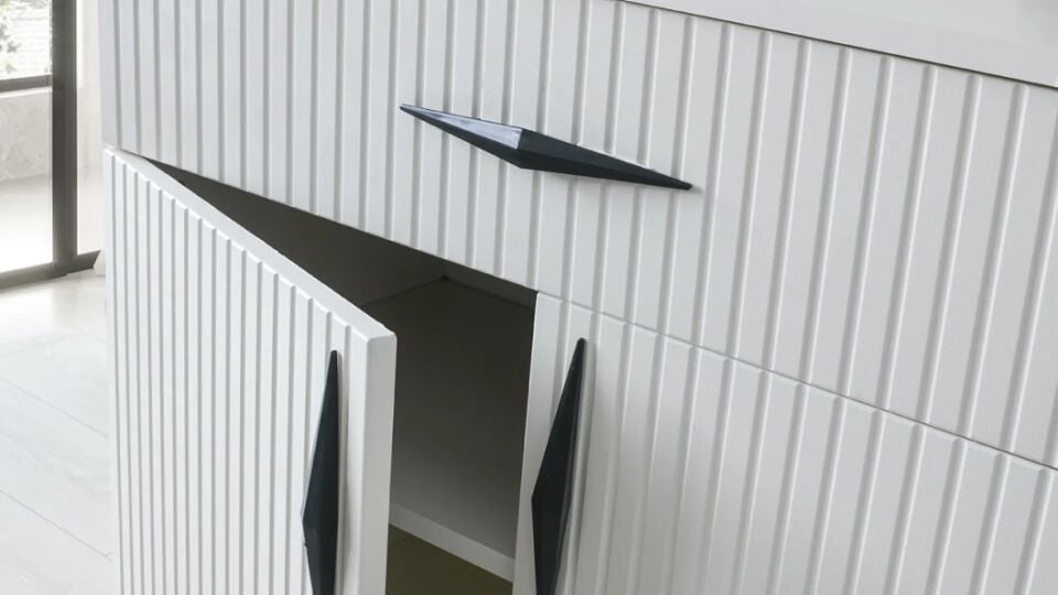 Şehzade Aytaşı 2 Kapılı 1 Çekmeceli Aynalı Ladin Şifonyer