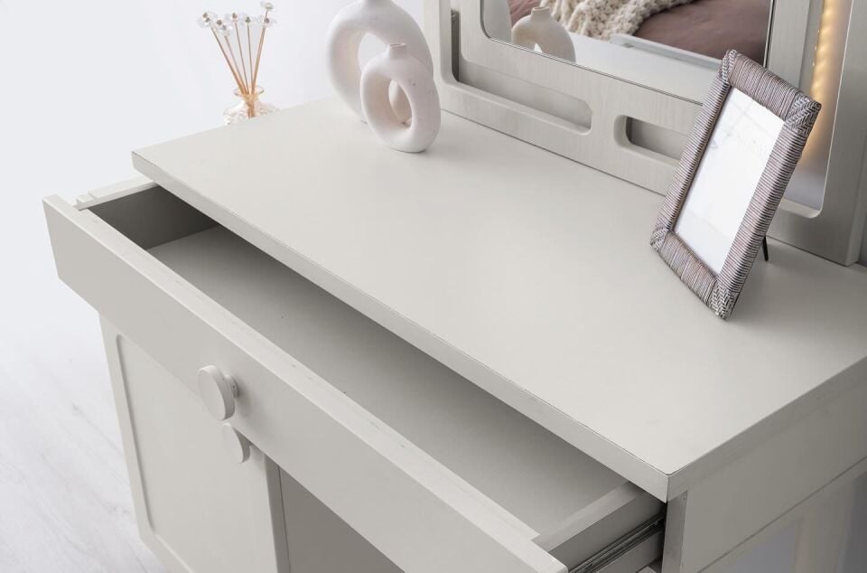 Şehzade Aytaşı 1 Kapılı 2 Çekmeceli Aynalı Beyza Şifonyer