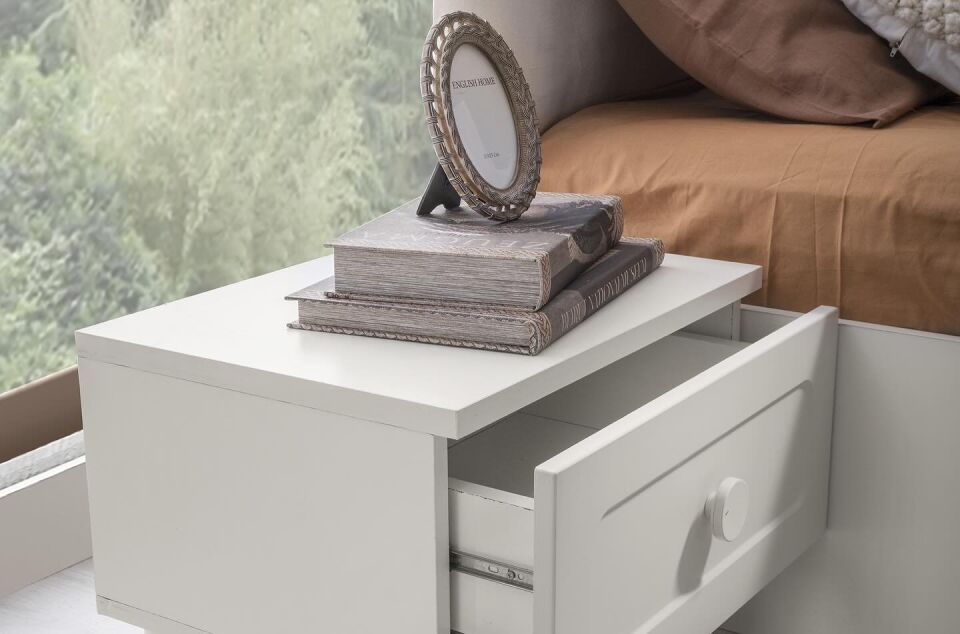 Şehzade Aytaşı 1 Çekmeceli 1 Adet Beyza Komidin