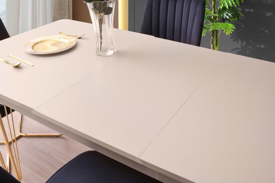 Şehzade KumBeji Karizma Masa