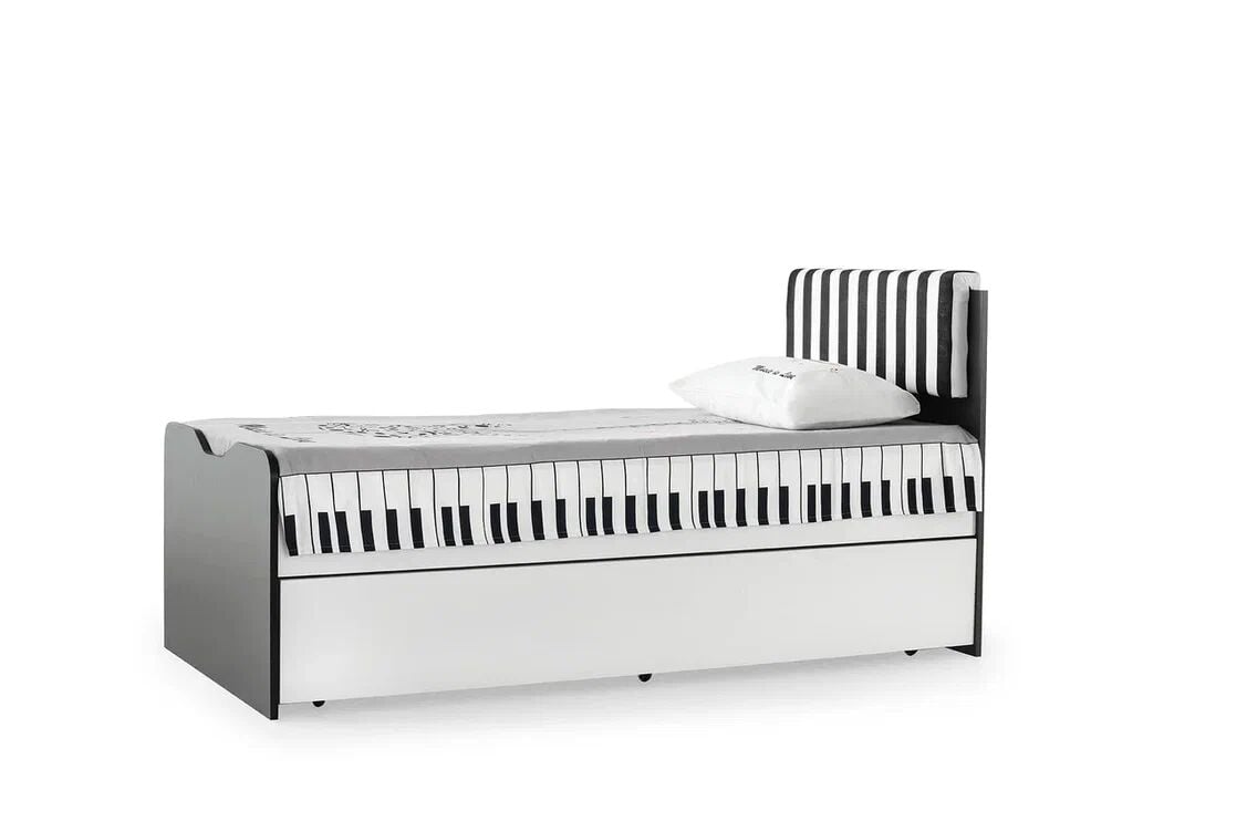 Gitar Yavrulu Karyola