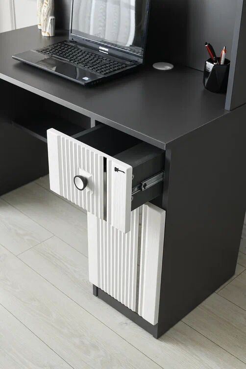 Gitar Amazon Çalışma masası