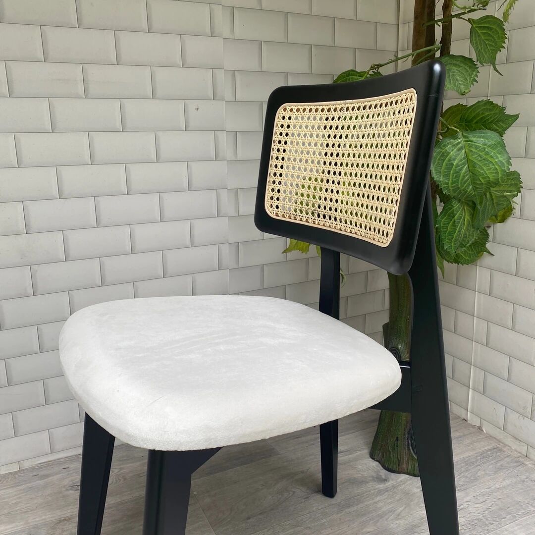 Siyah Mobilgen Kuzey Sandalye