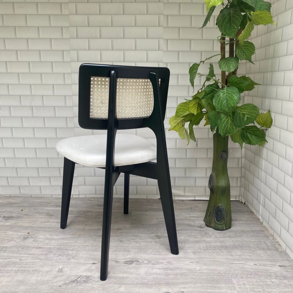 Siyah Mobilgen Kuzey Sandalye