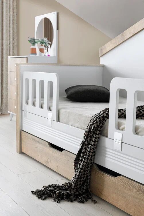 Gitar Beyaz - Meşe MLO Çatılı Sedir Karyola