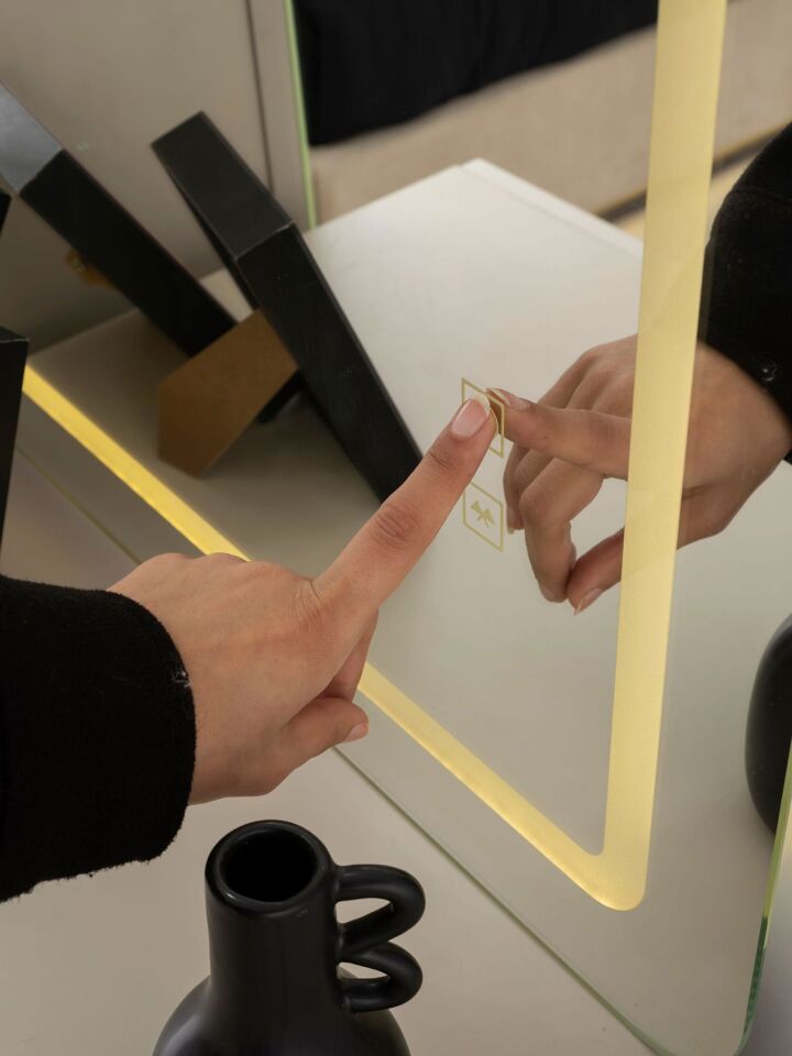 Şehzade KumBeji 1 Kapılı 4 Çekmeceli Aynalı Emir Şifonyer